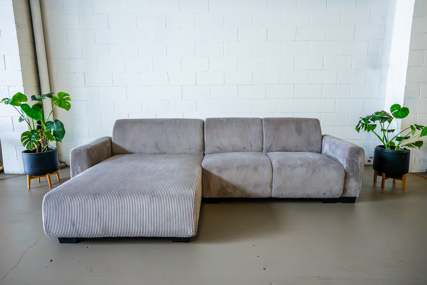 Byron 4-Seater Sofa With Reversible Chaise